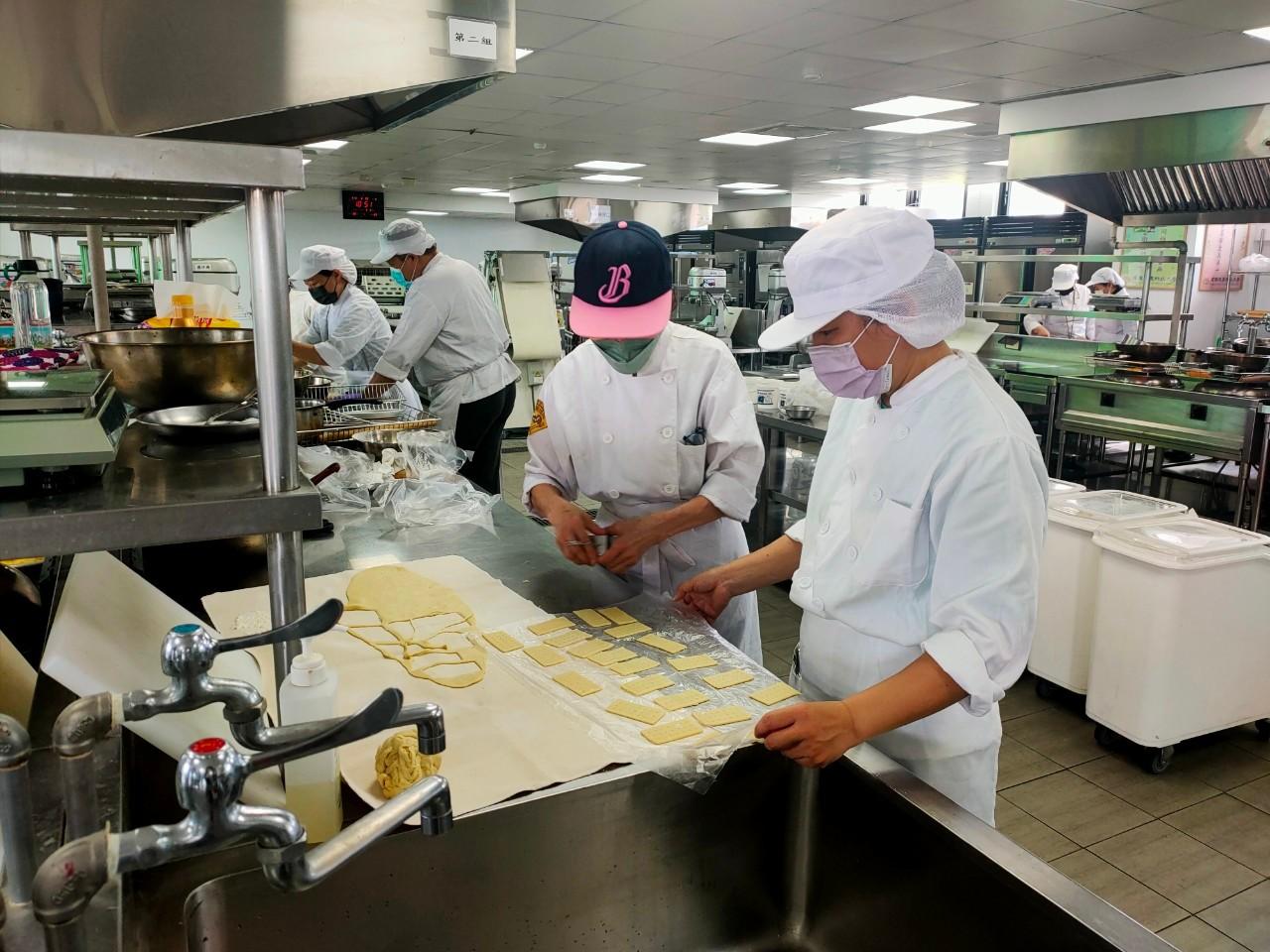 附件1-烘焙食品(餅乾類)丙級證照輔導班-新住民優先班.jpg