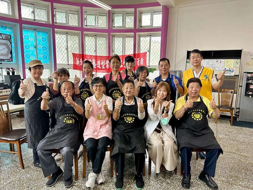 工會與院區護理長大合照_修_.jpg