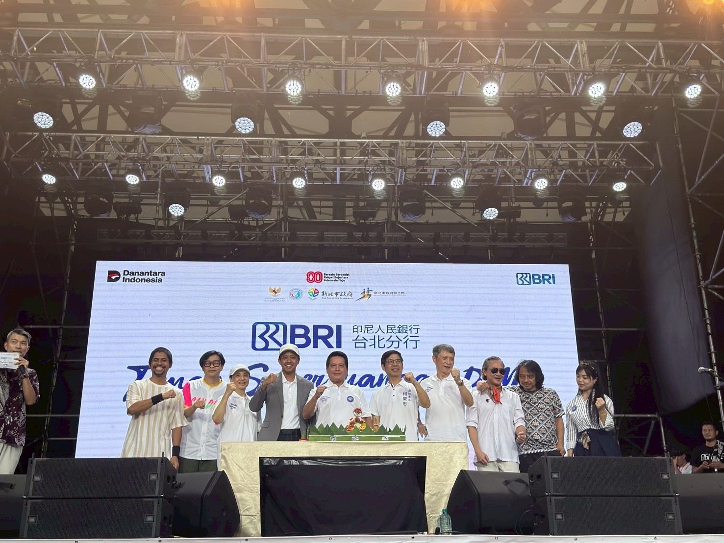LINE_ALBUM_20250809印尼活動_250809_9.jpg